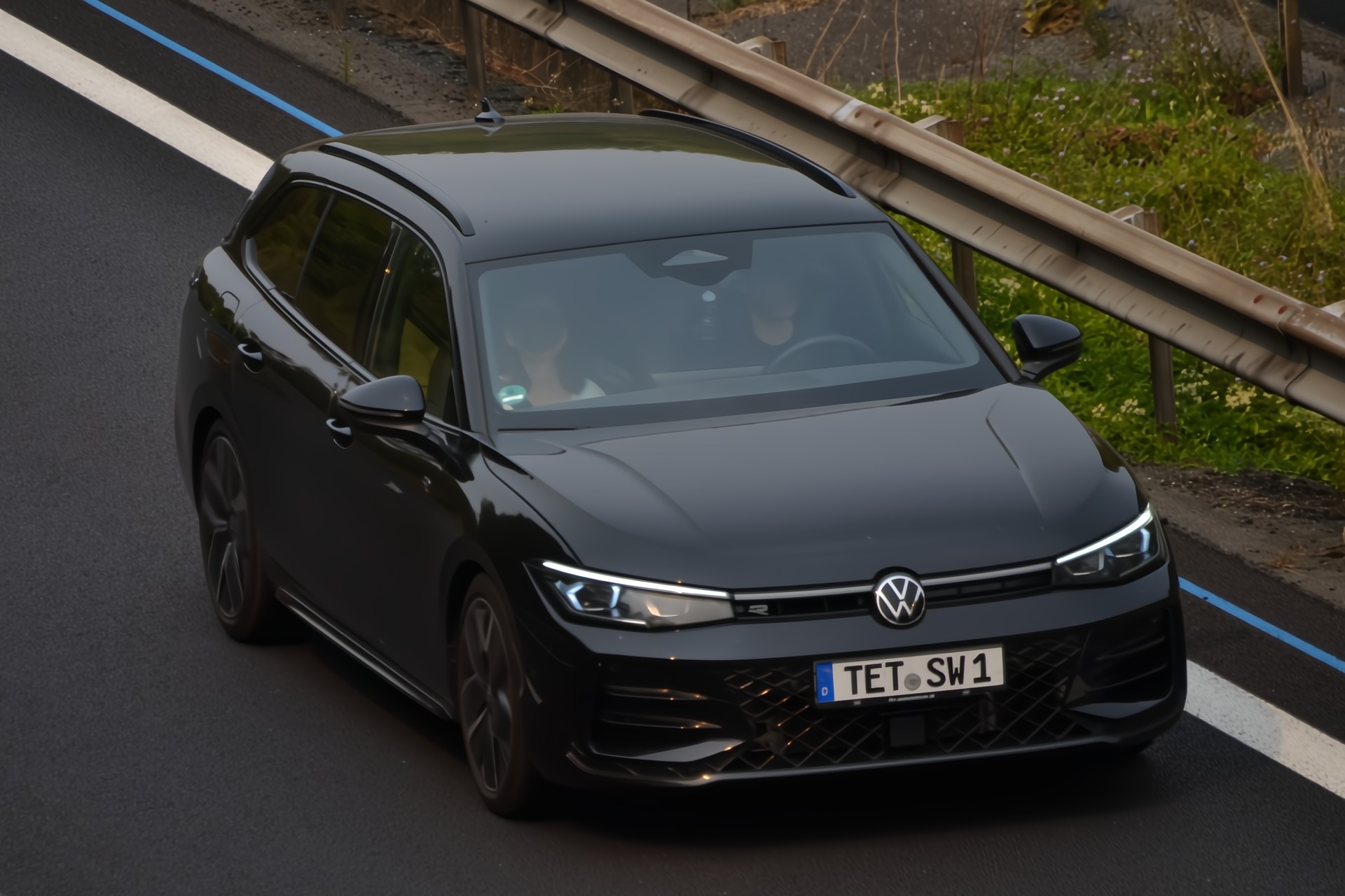 TET SW 1, Volkswagen Passat 9th gen Variant (B9; 3J), 2023–