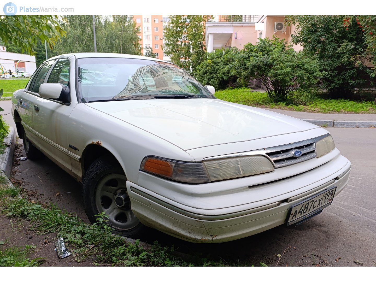 а 487 сх 199, Ford Crown Victoria 1st gen (EN53), facelift, 1994–1997