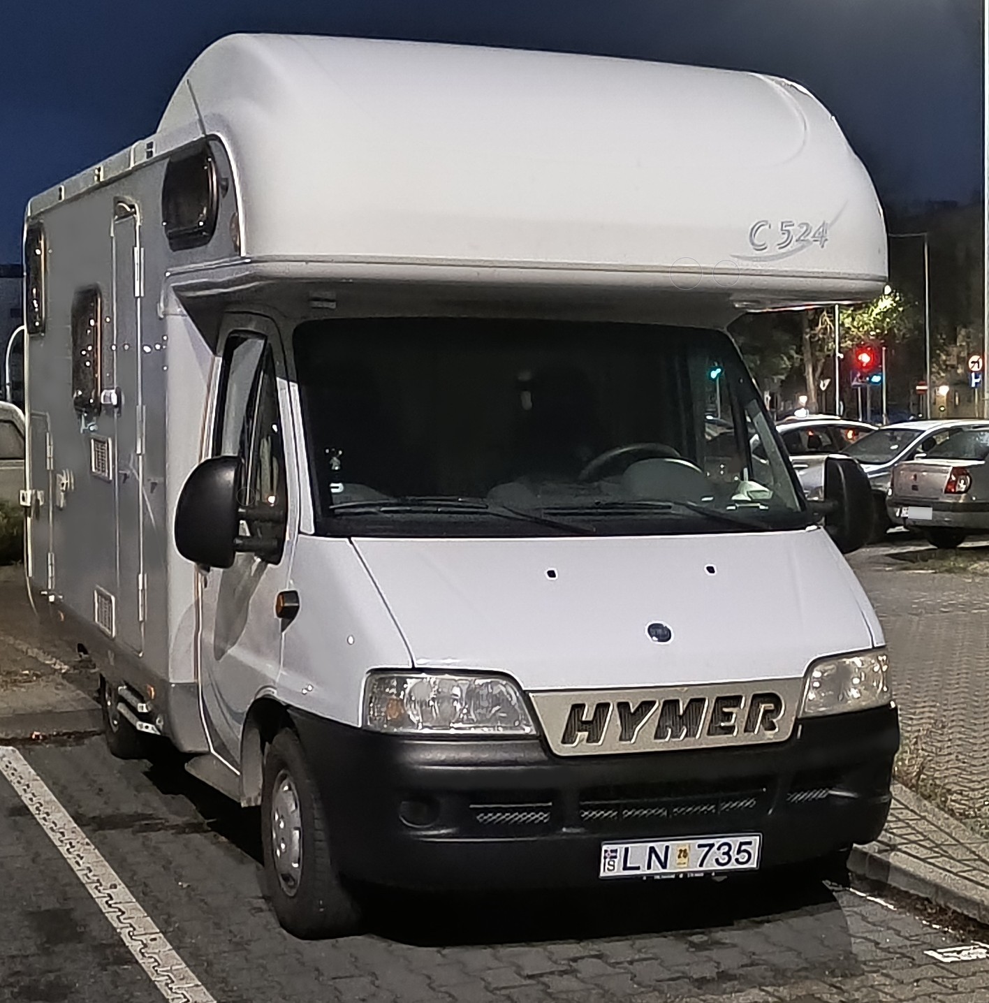LN 735, Hymer Camp 