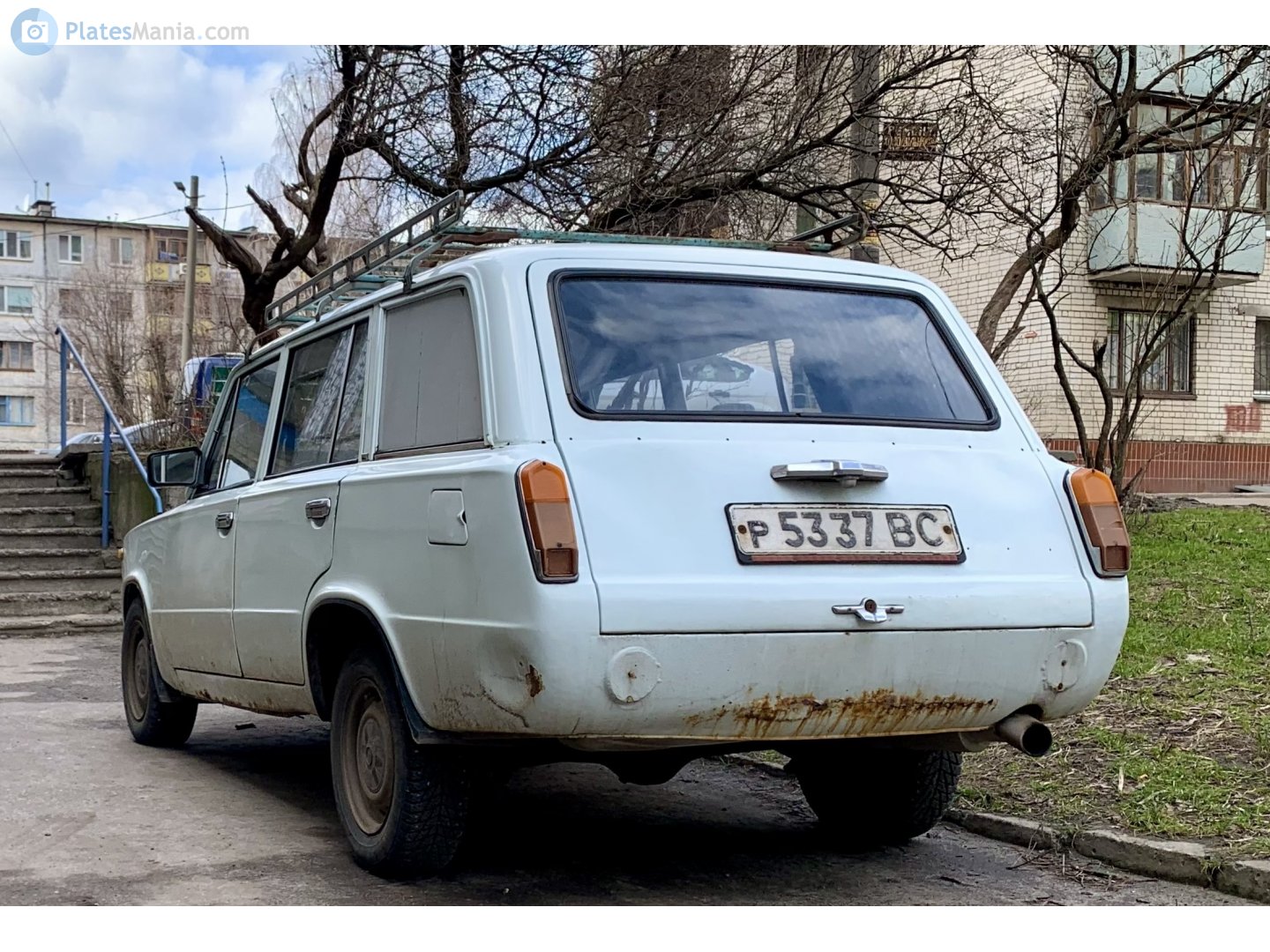 р 5337 ВС, Lada (VAZ) 2102 Жигули (1200 / 1300 / 1500 / Kombi), 1971–1986