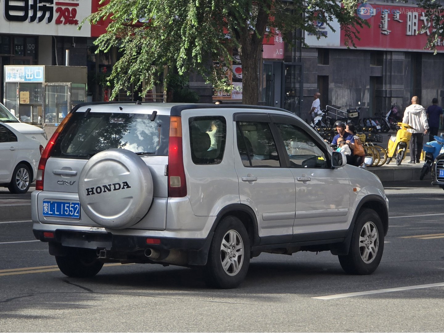 蒙L·L1552, Honda CR-V 2nd gen (RD), 2001–2006