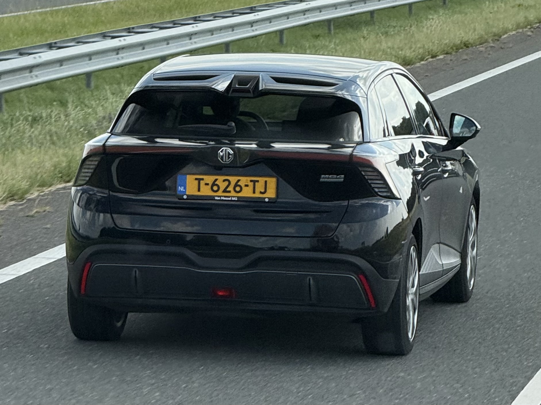 T-626-TJ, MG 4 1st gen (EH32), 2022–