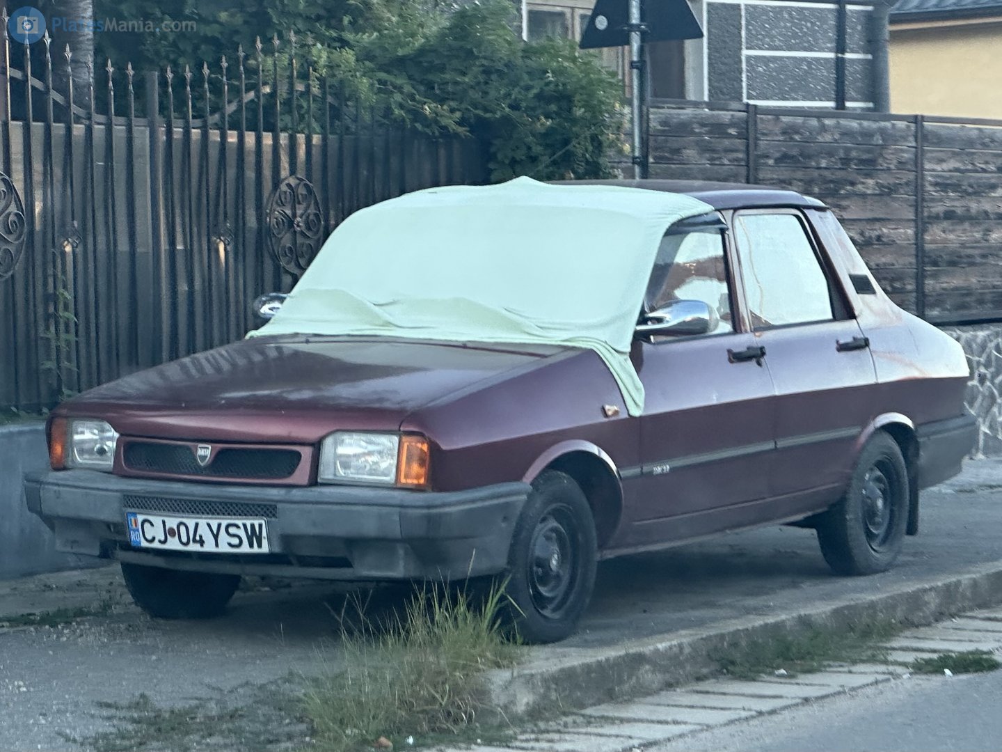 CJ 04 YSW, Dacia 1310 1st gen Sedan (CN1/CN2/CN3), 1st facelift, 1991–1998