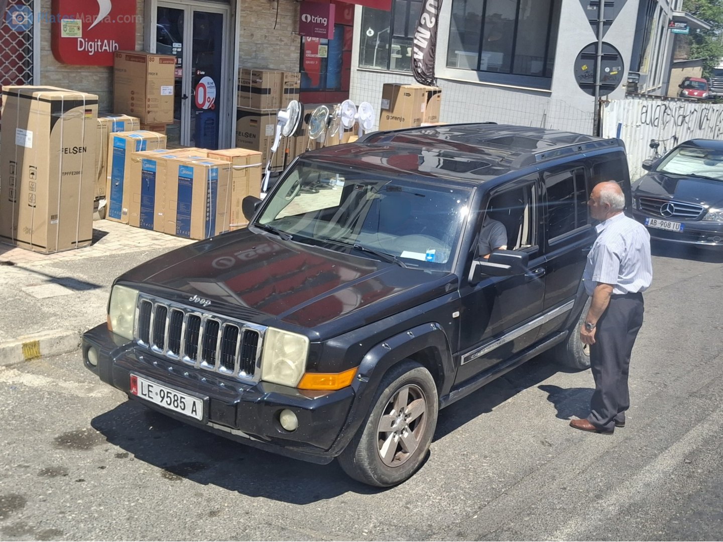 LE 9585 A, Jeep Commander 1st gen (XK/XH; Global-market), 2005–2010