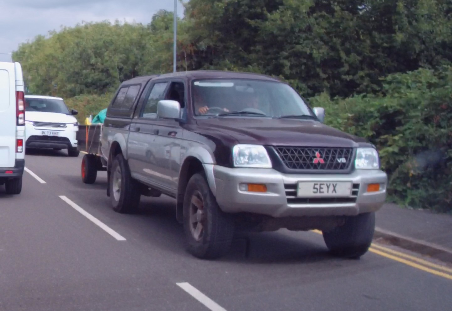 5EYX, Mitsubishi L200 3rd gen (K50/K60/K70), 1996–2006 (–2012 for BR-market)