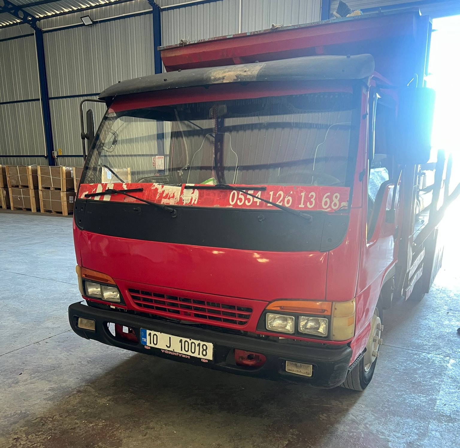 10 J 10018, Isuzu N-Series 