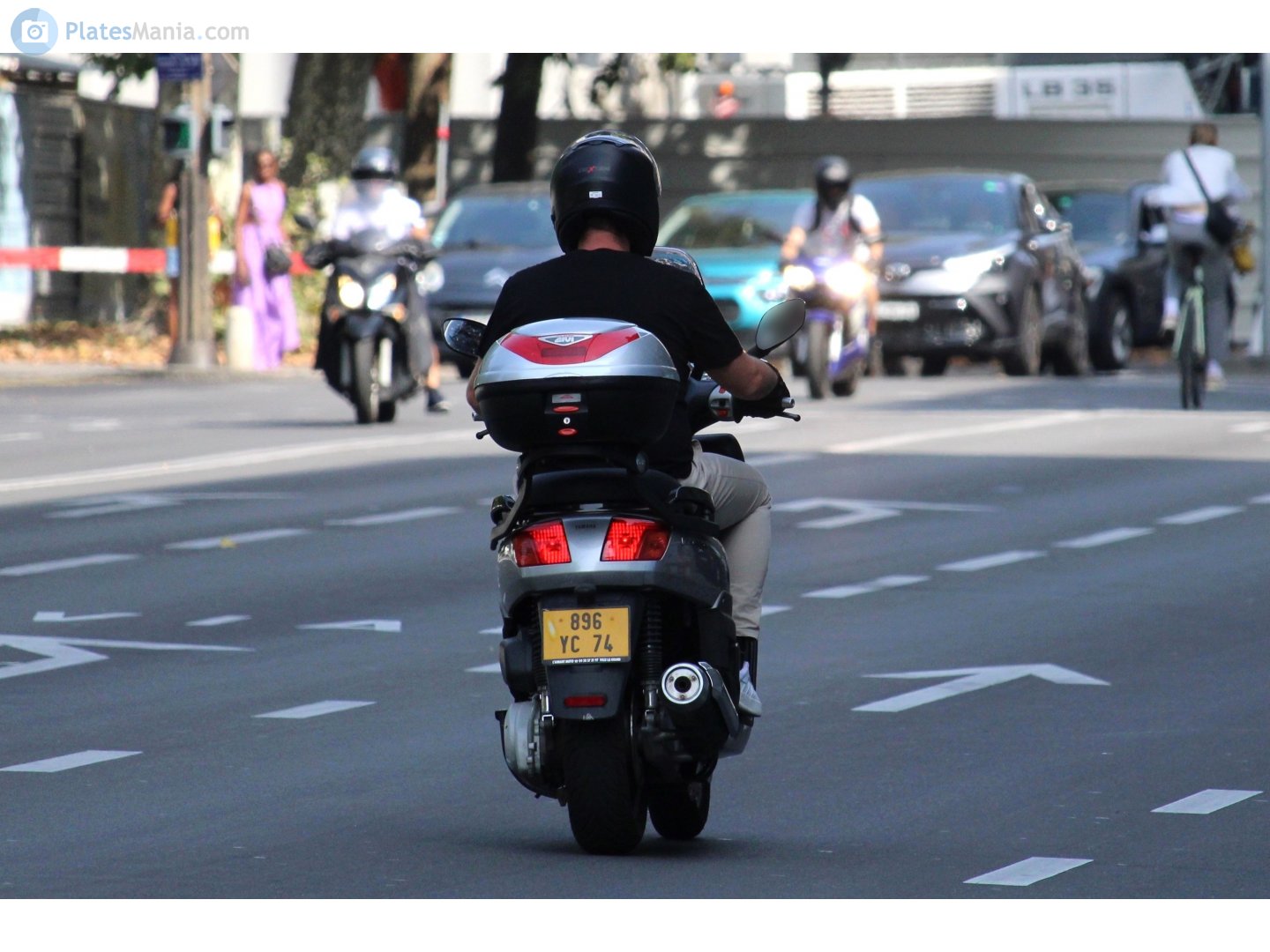 896 YC 74, Yamaha Versity 