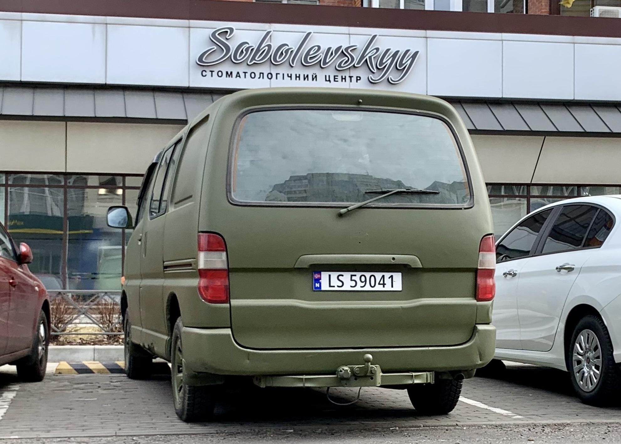 LS 59041, Toyota HiAce (SBV/Solemio) (XH10/XH20), 1995–2006