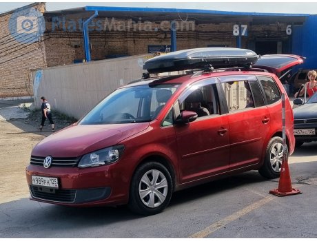 у989рн125, Volkswagen Golf Touran