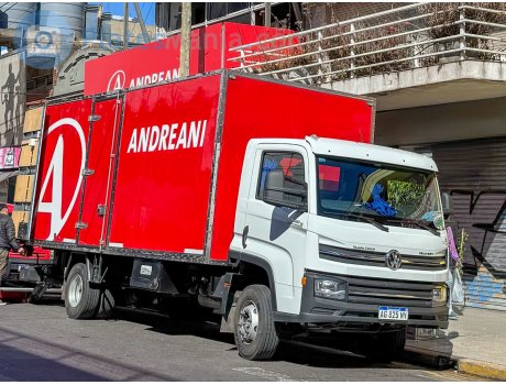 AG 825 NY, Volkswagen Delivery