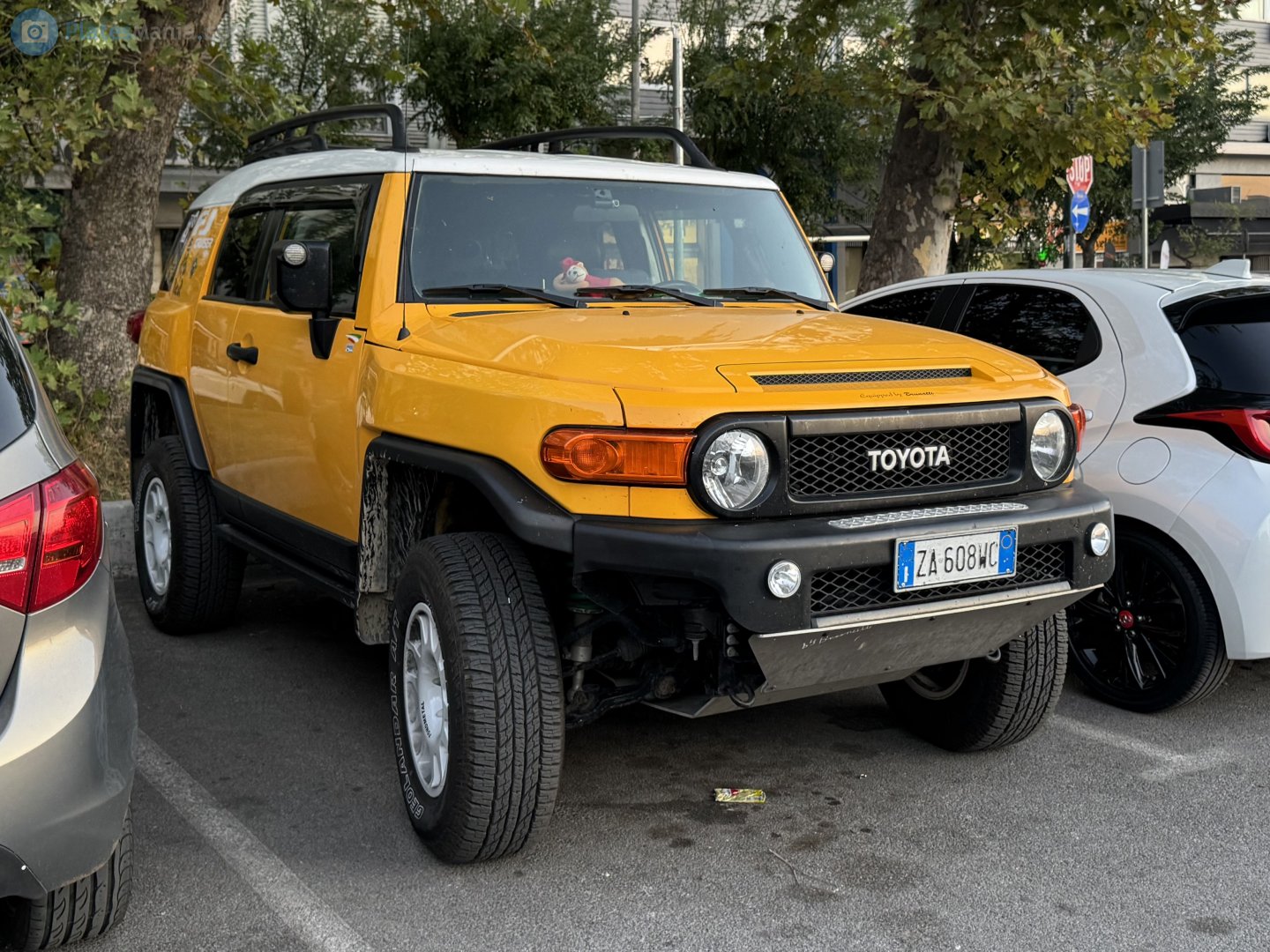 ZA 608 WC, Toyota FJ Cruiser 1st gen (XJ10), 2006–2022
