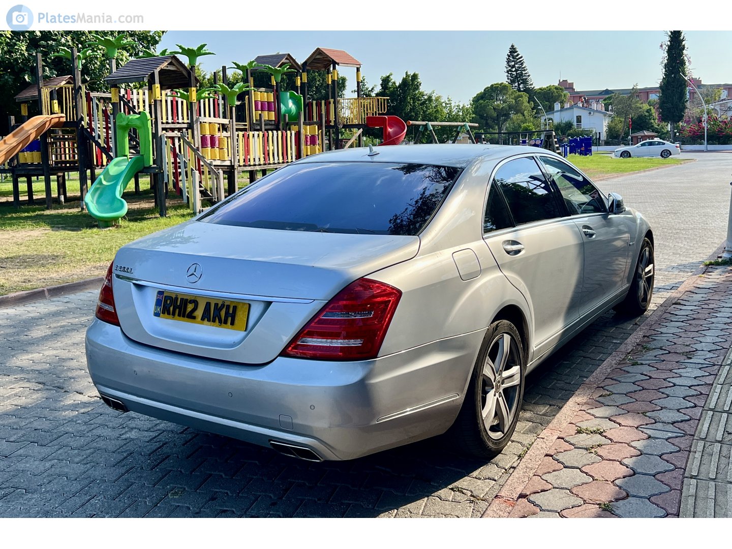 RH12AKH, Mercedes-Benz S-Klasse 7th gen (W221/V221), 2005–2013