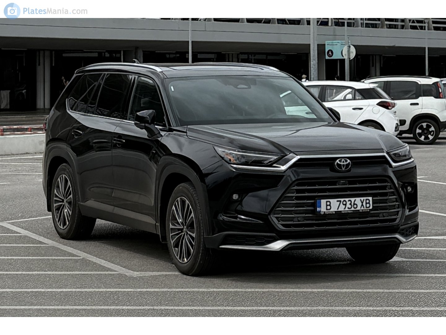 B 7936 XB, Toyota Grand Highlander 1st gen (AS10), 2023–