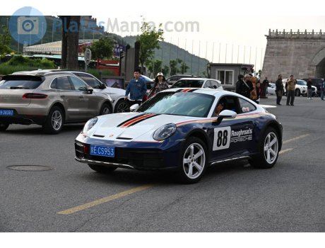 京E·CS953, Porsche 911