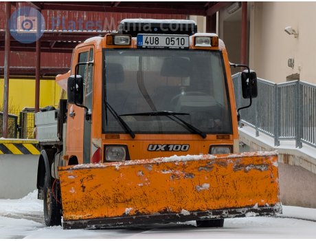 4U8 0510, Mercedes-Benz Unimog