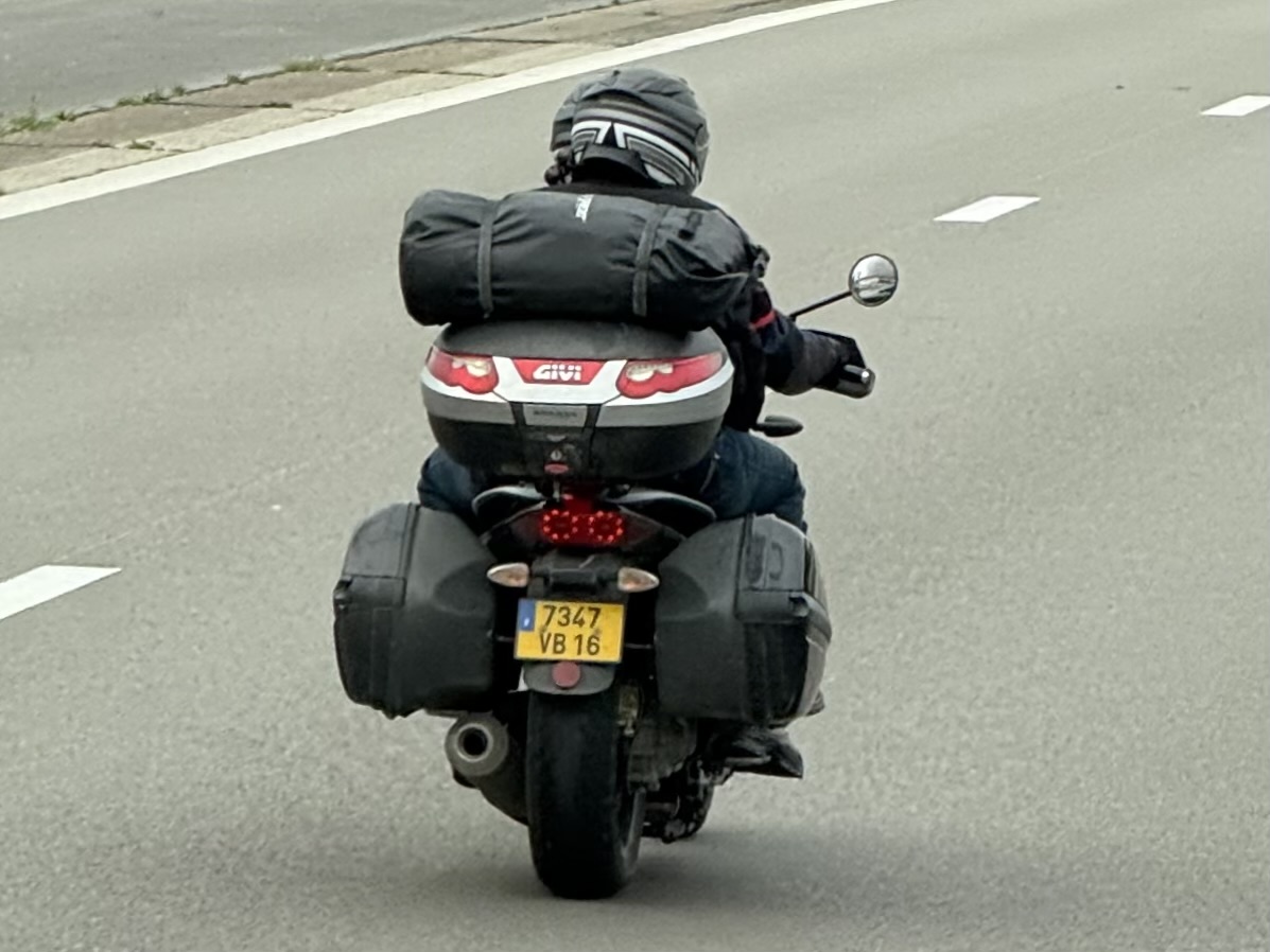 7347 VB 16, Moto Guzzi Breva 