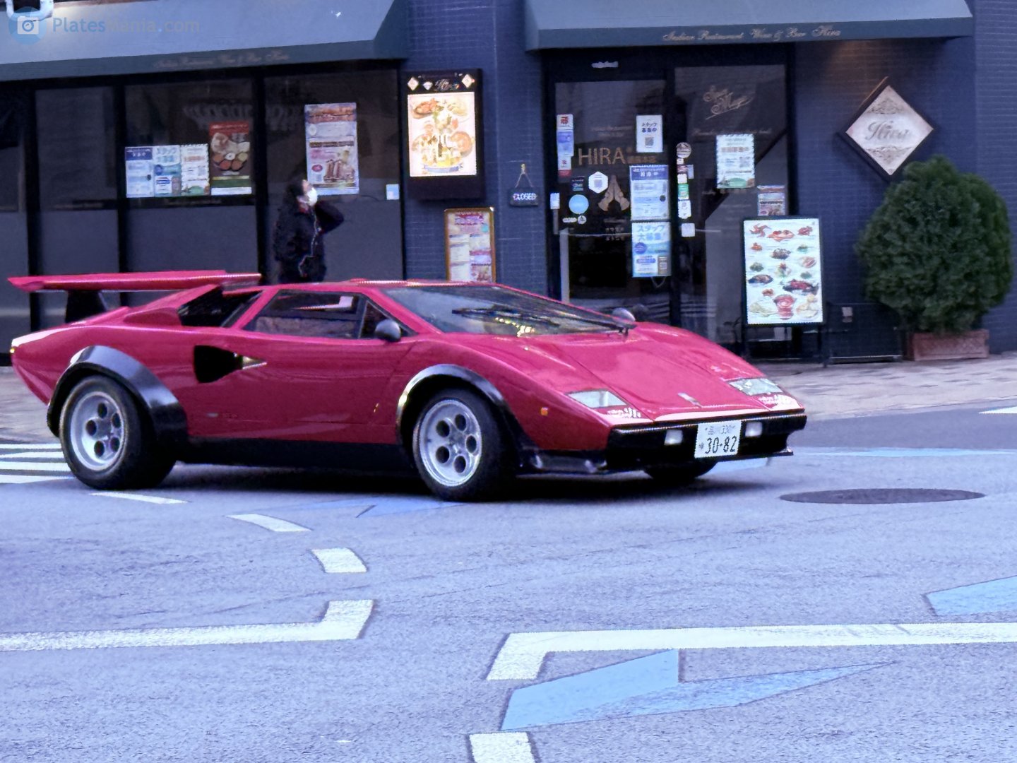 品川 33 つ 3082, Lamborghini Countach LP400, 1974–1978