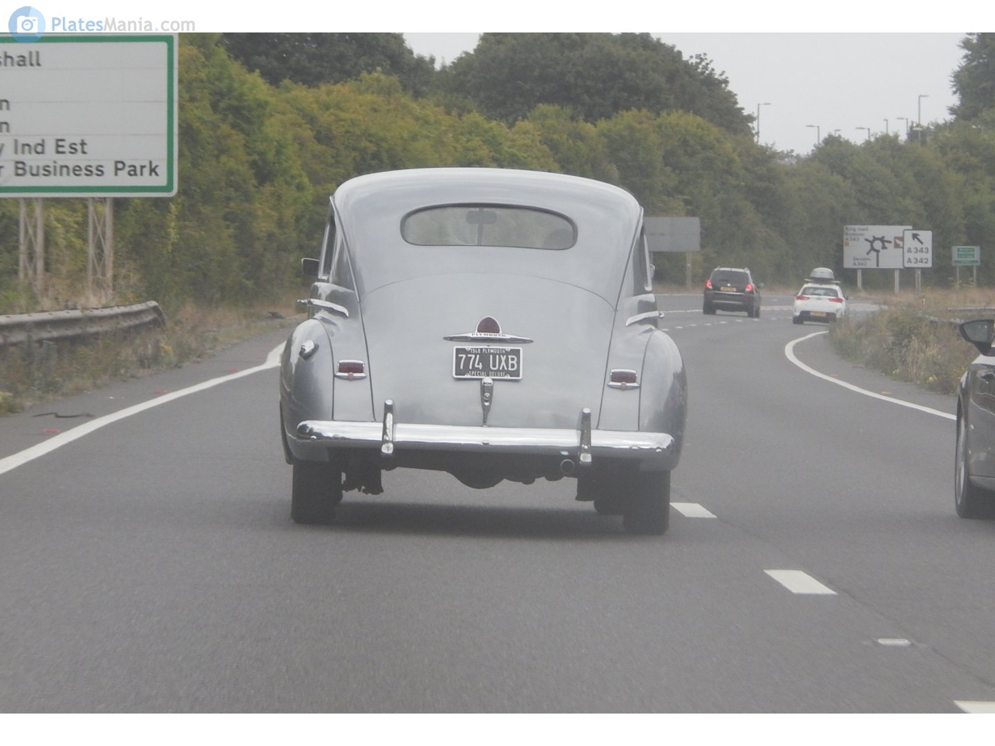 774UXB, Plymouth Special Deluxe 