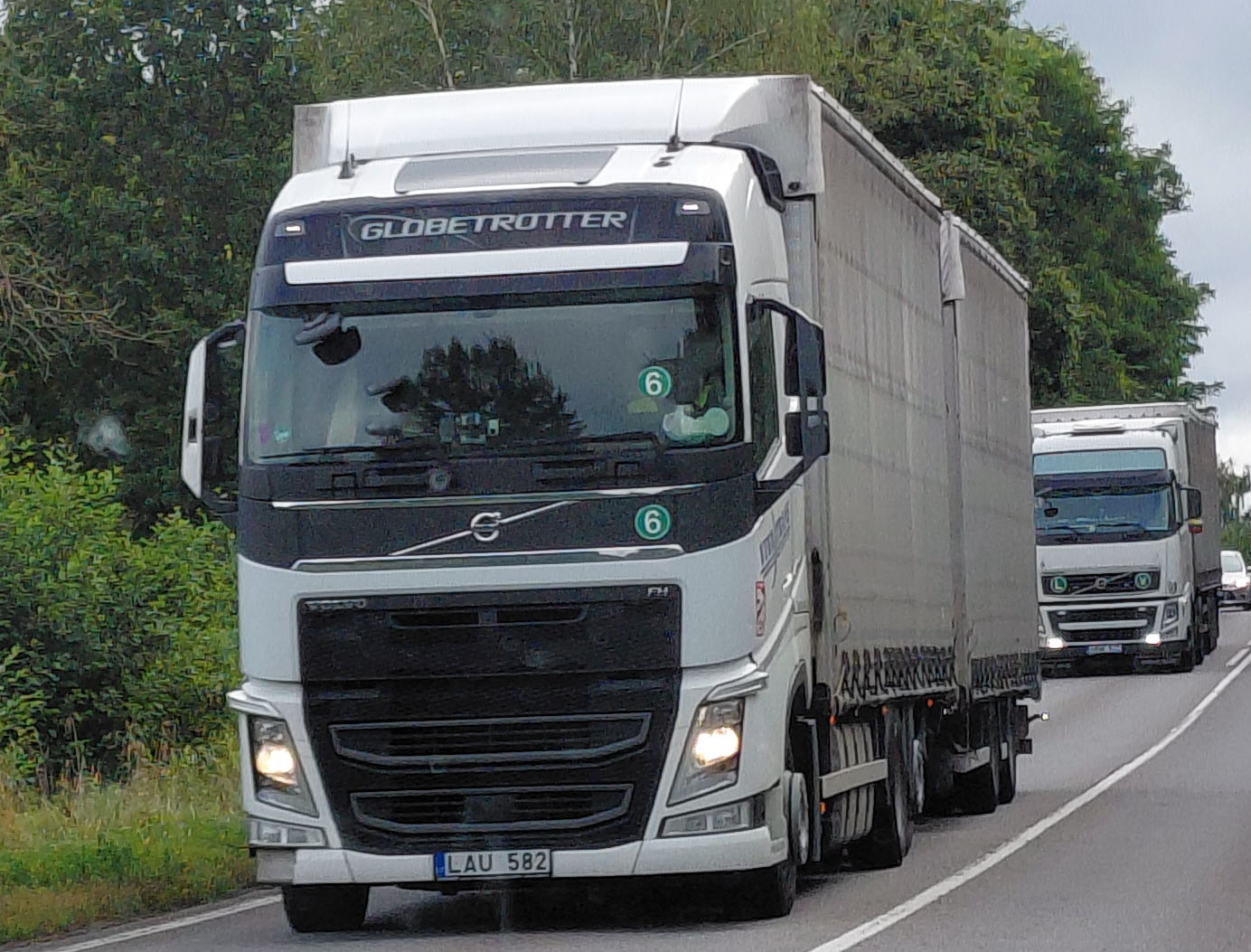 LAU 582, Volvo FH 3rd gen, 2012–2020