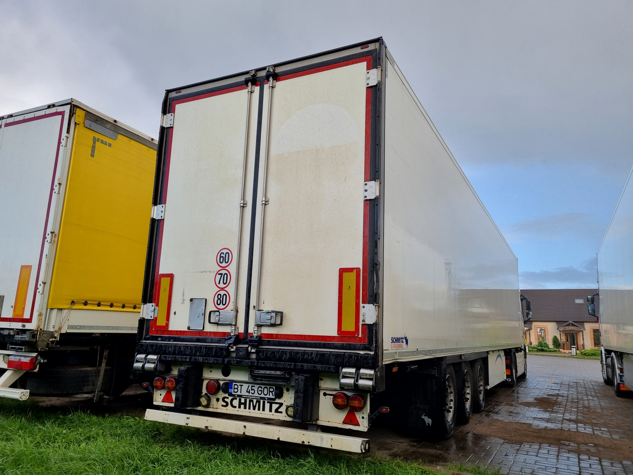 BT 45 GOR, Schmitz SKO 