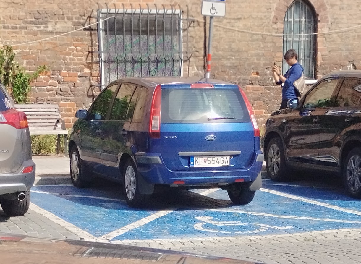 KE-554GA, Ford Fusion 