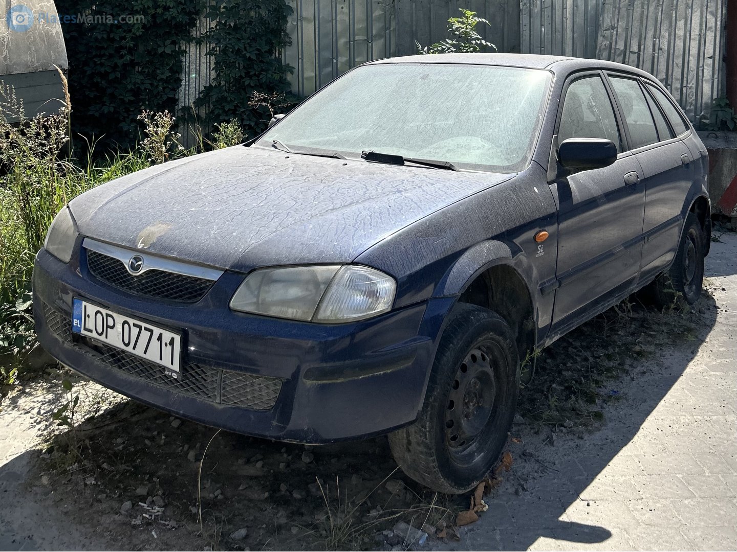 LOP 07711, Mazda 323 6th gen Hatch (BJ), 1998–2003