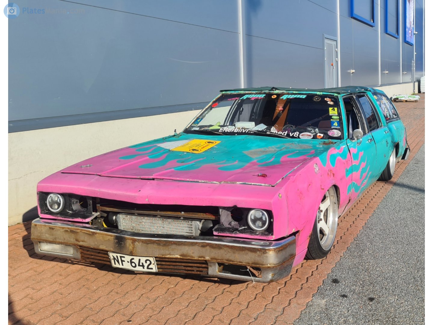 NF-642, Oldsmobile Custom Cruiser 