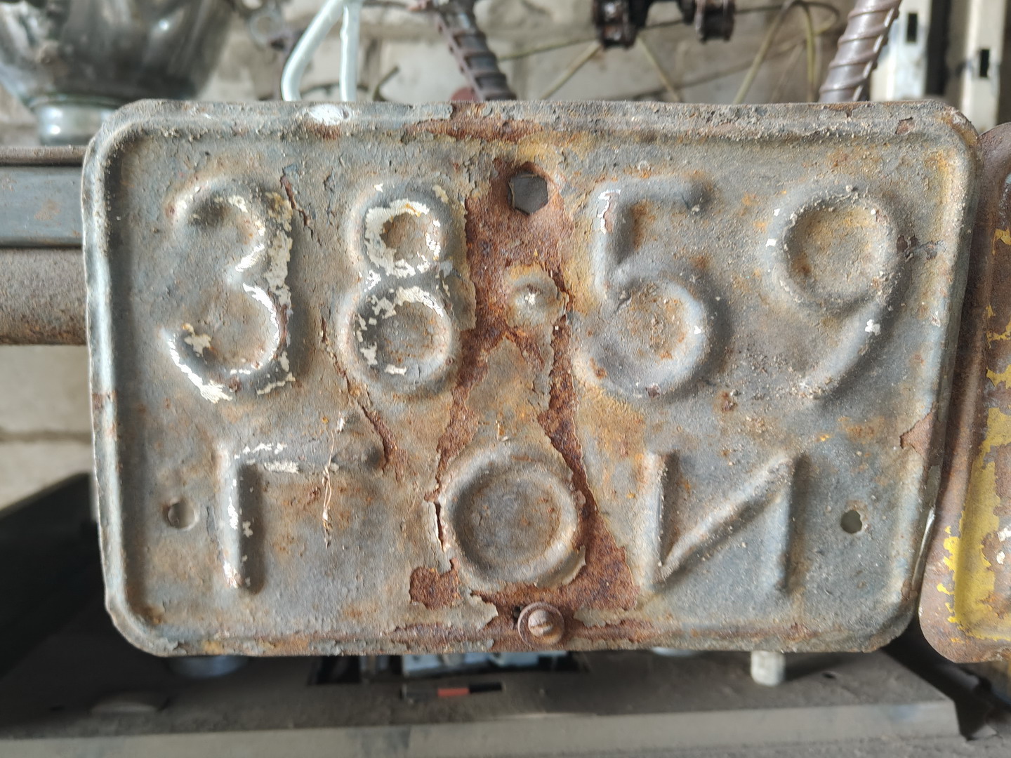 3859 ГОИ, License plate without vehicle 