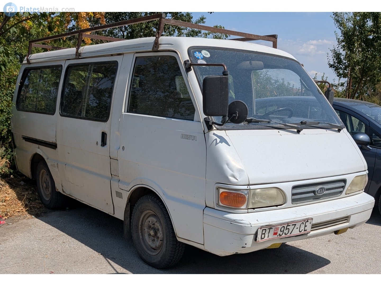 BT 957-CE, Kia Besta 1st gen (J2), 1990–1997