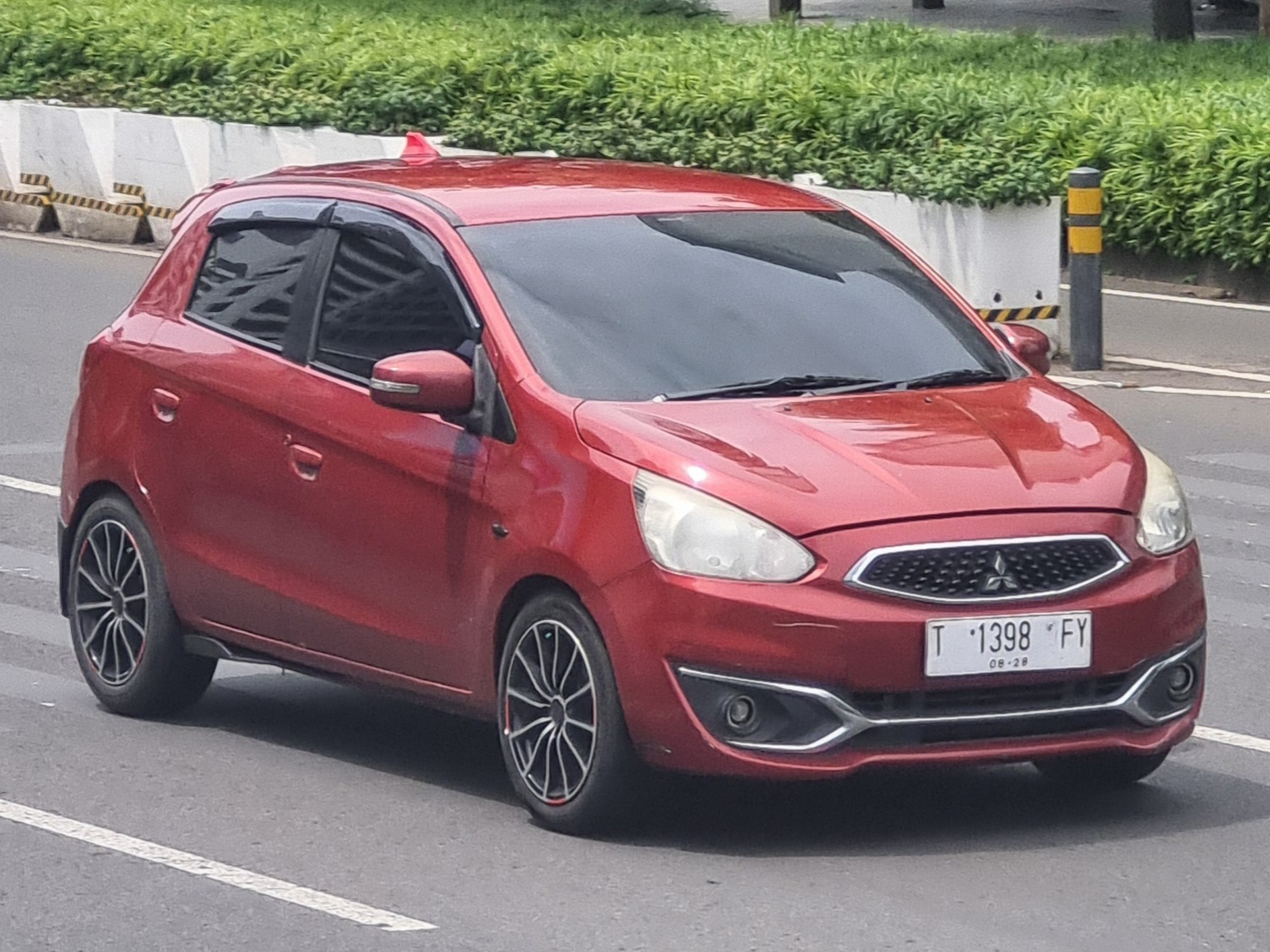 T 1398 FY, Mitsubishi Mirage 6th gen Hatch (A00/LA), 1st facelift, 2016–2020