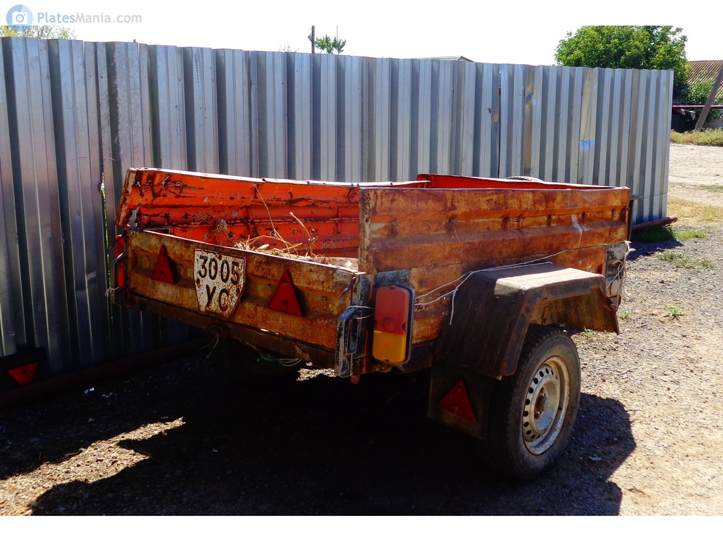 3005 УС, Kurganmashzavod (KMZ) 8136 