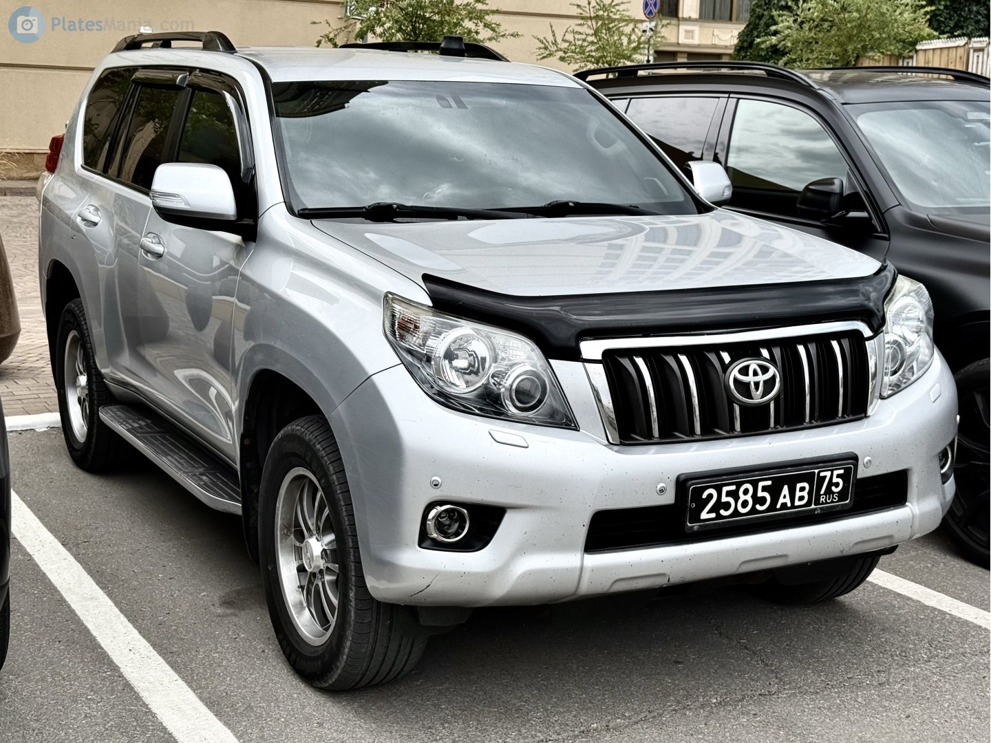 2585 ав 75, Toyota Land Cruiser Prado 4th gen 5-door SUV (J150), 2009–2013