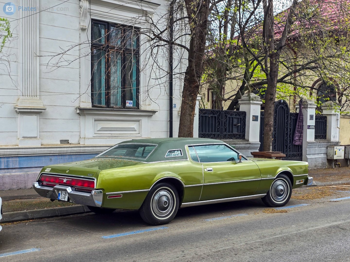 B 425 DAR, Ford Thunderbird 6th gen 1974–1976 Hardtop Coupe, facelift, 1973–1976