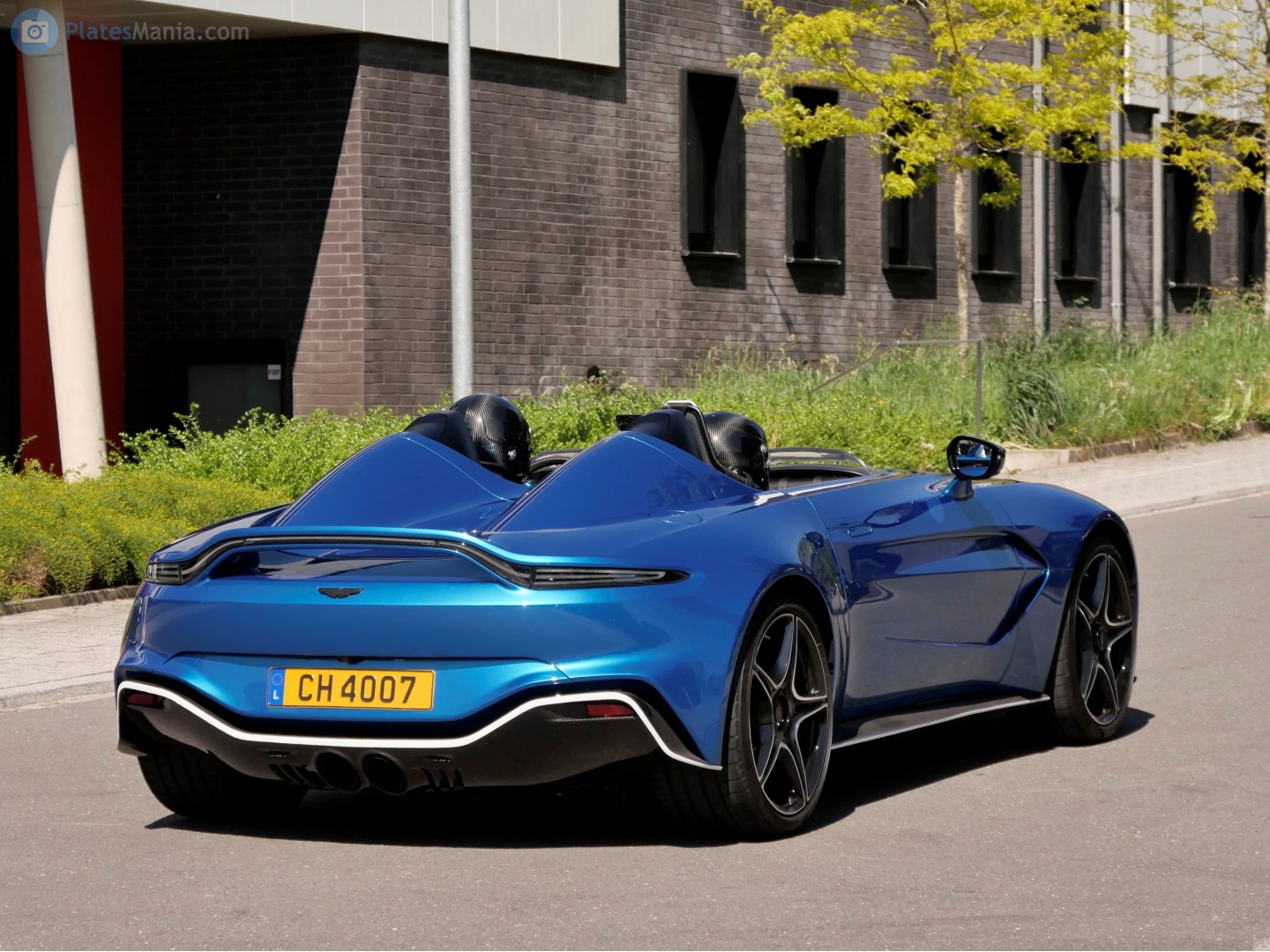 CH 4007, Aston Martin V12 Speedster 