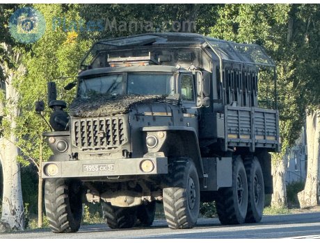 1955 ск 15, Ural (UralAZ) 4320/5557