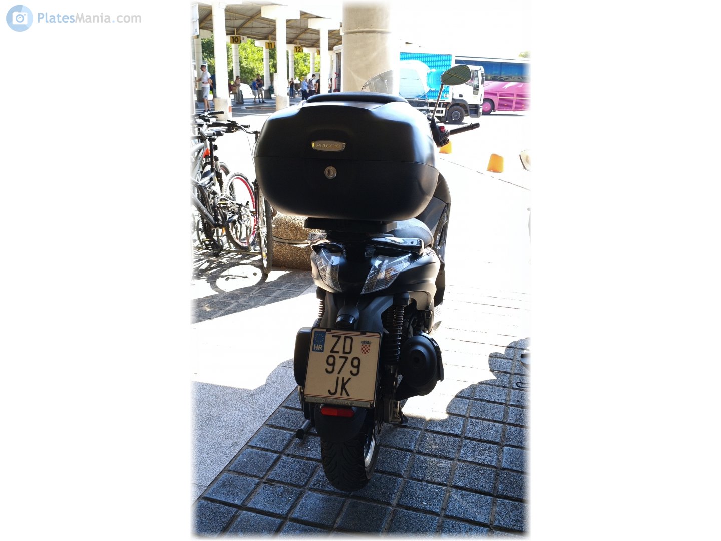 ZD 979-JK, Piaggio Beverly 2nd gen, 2010–2020