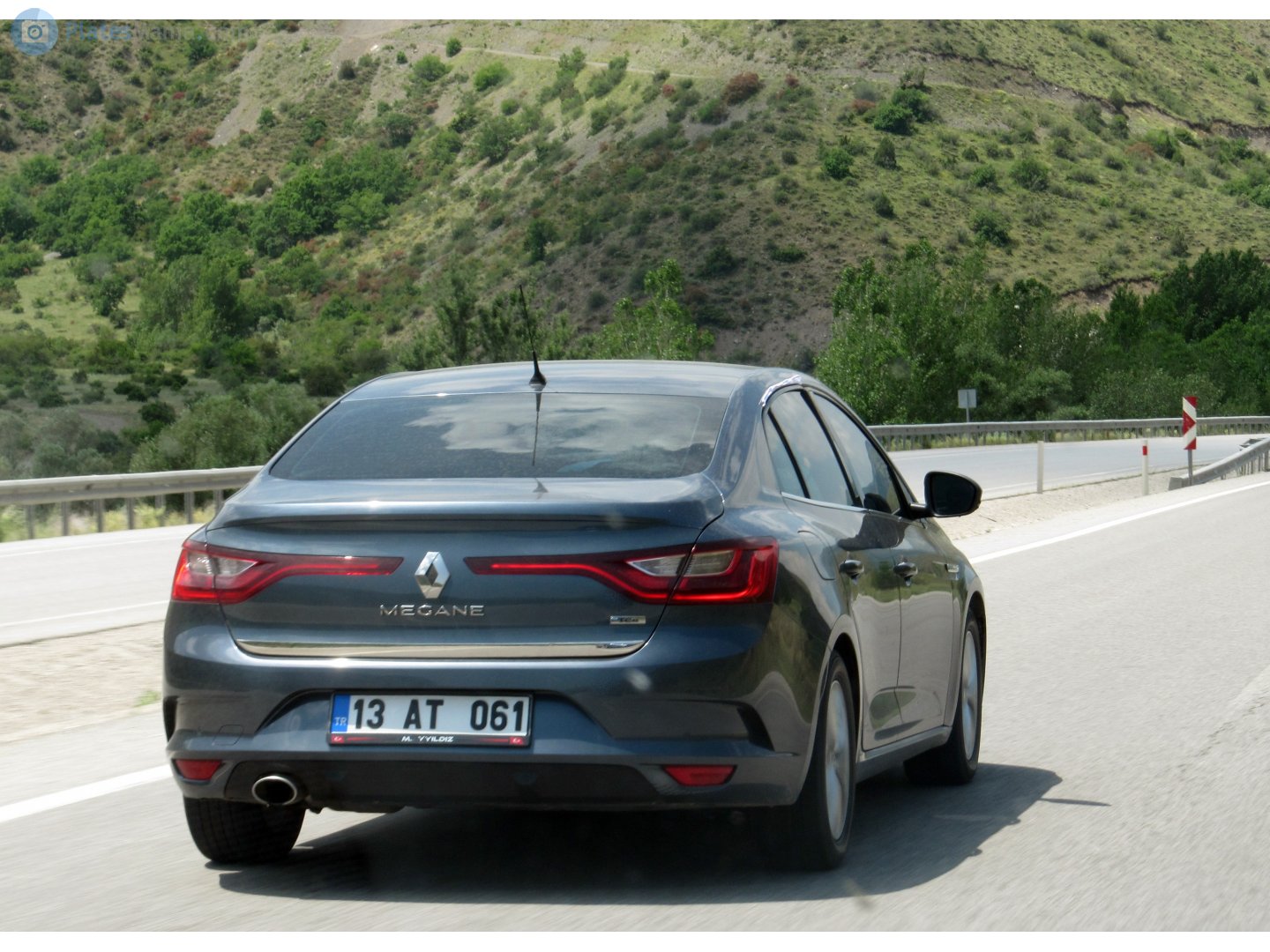 13 AT 061, Renault Mégane 4th gen GrandCoupé Sedan (LFB/LFF), 2016–