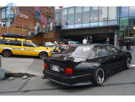 н164ок75, Nissan Gloria