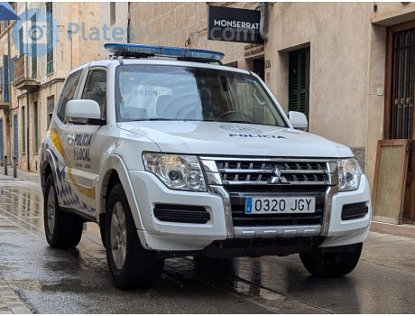 0320 JGY, Mitsubishi Montero