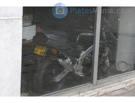 6180 VY 68, Suzuki RG/RGV