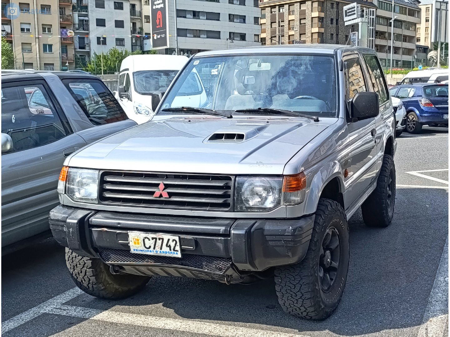 C 7742, Mitsubishi Pajero 