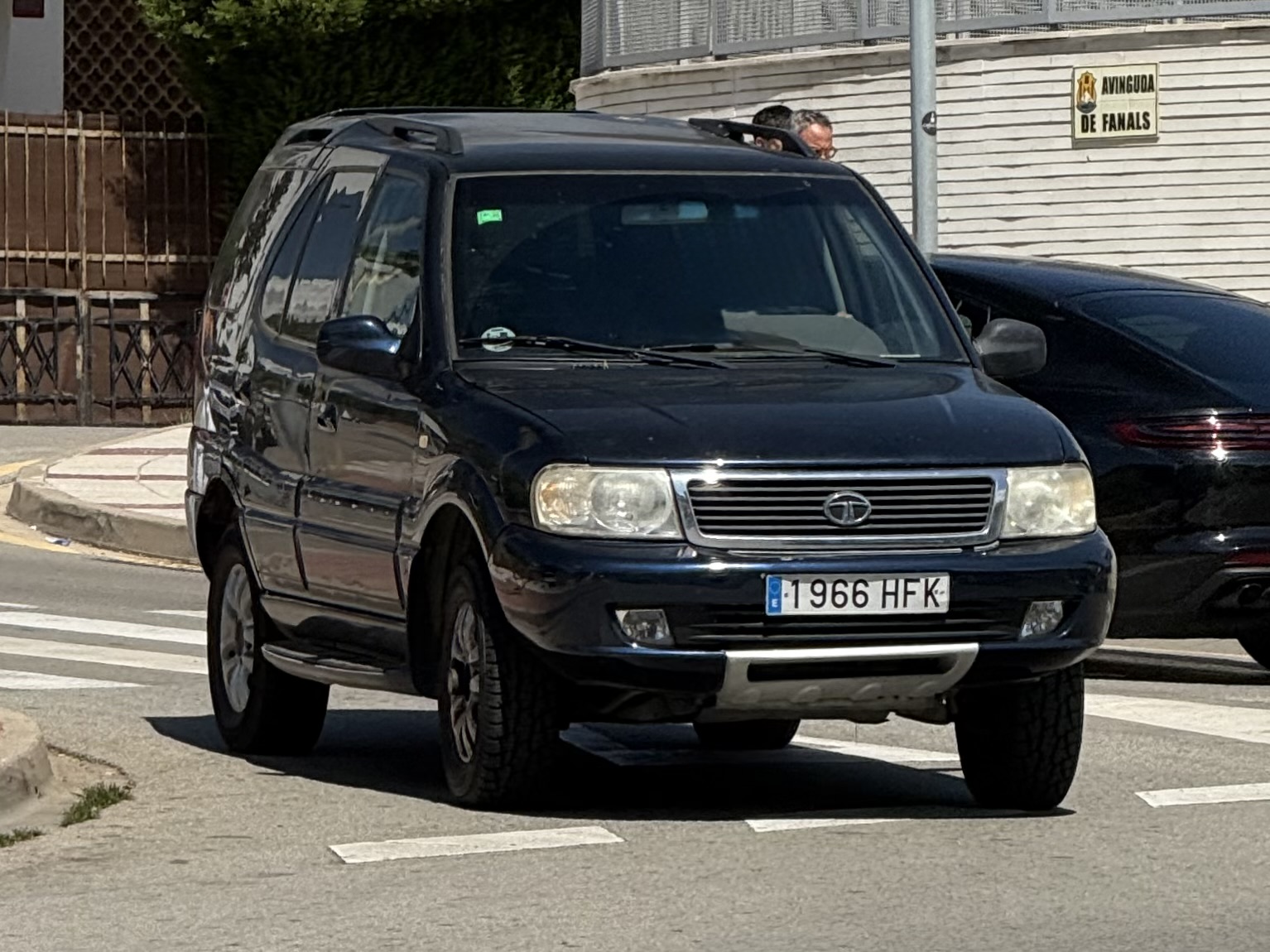 1966 HFK, Tata Safari 1st gen, facelift, 2005–2017