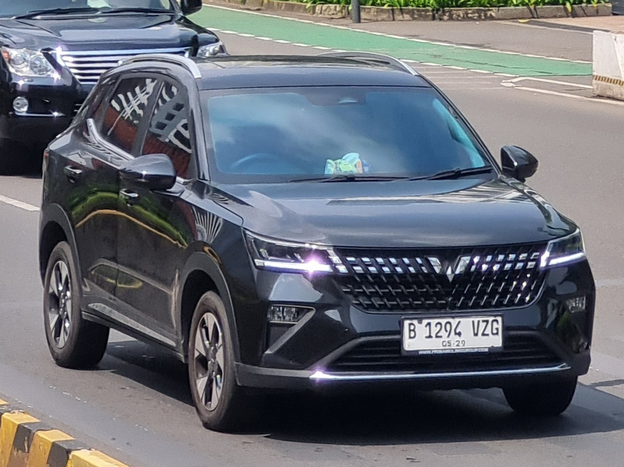 B 1294 VZG, Wuling Alvez 