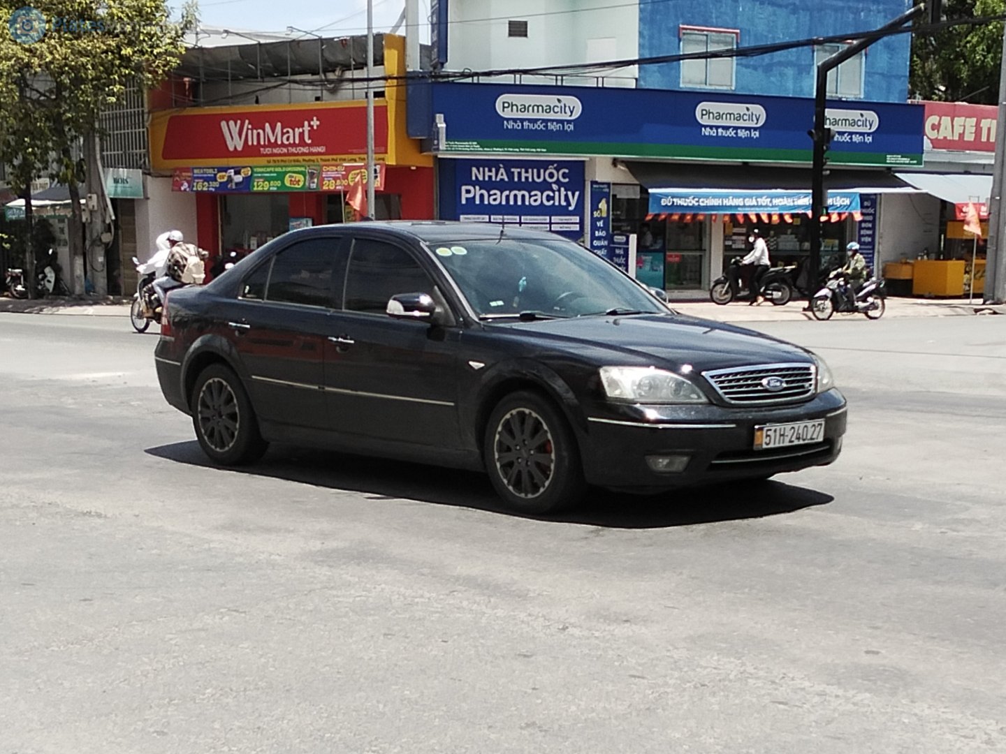 51H-240.27, Ford Mondeo 2nd gen (Metrostar) Sedan (CD132; CN- and TW-market), 2001–2007 (–2009 for CN-market)