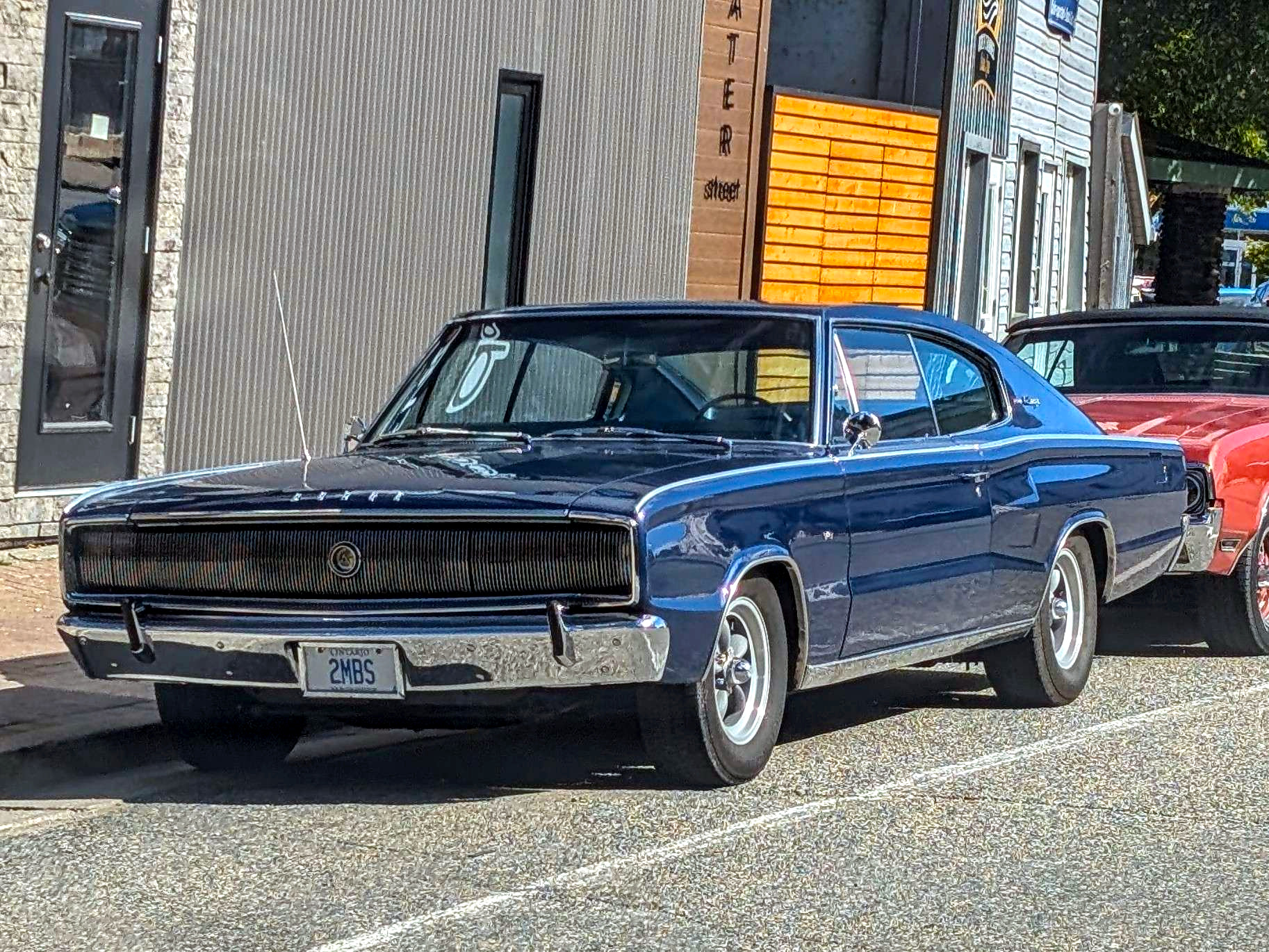 2MBS, Dodge Charger 1st gen 1966–1967 Fastback (B-body; BX2P 29/CW2P 29), 1966–1967