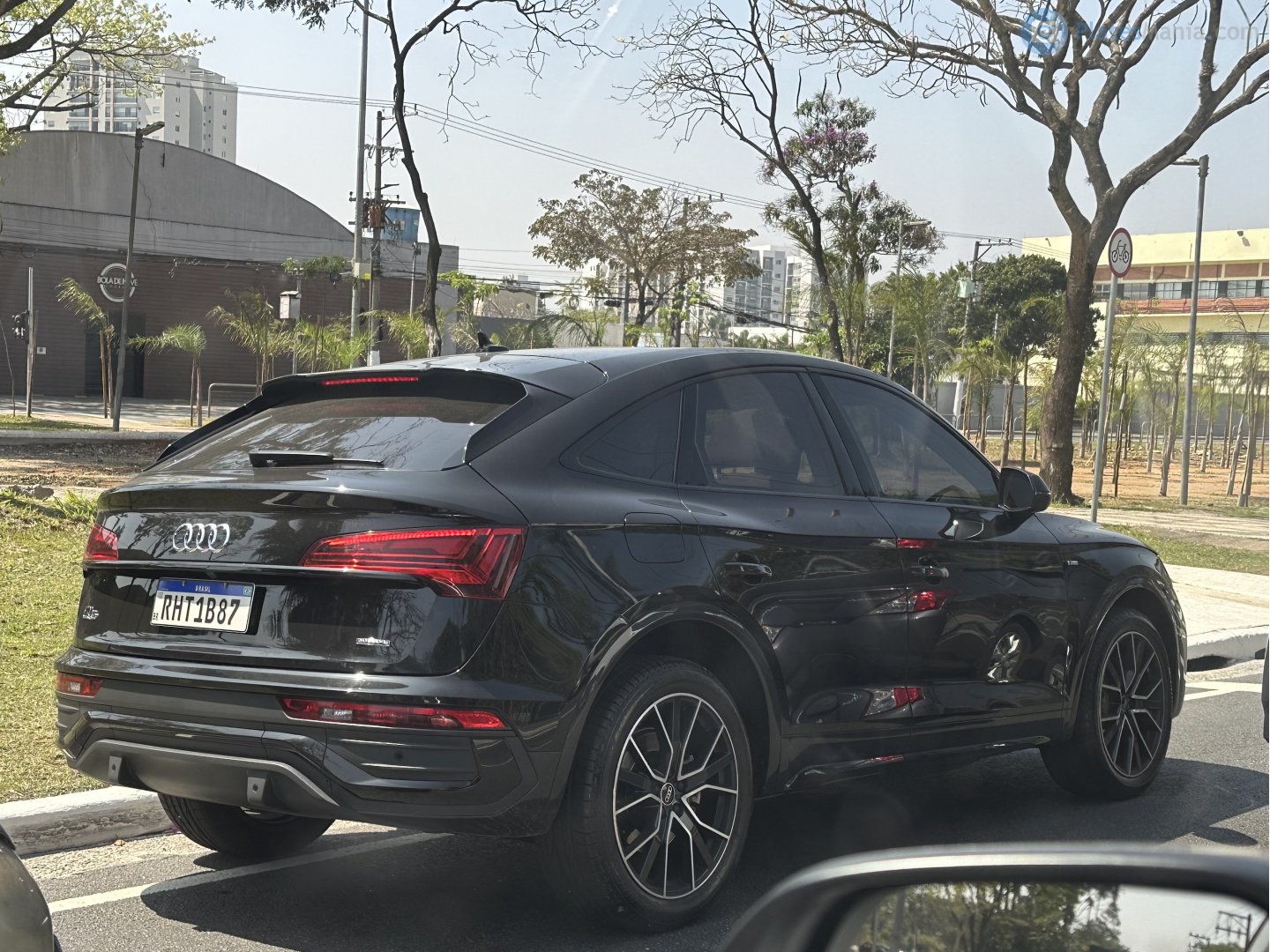 RHT1B87, Audi Q5 2nd gen Sportback (FYN), facelift, 2021–