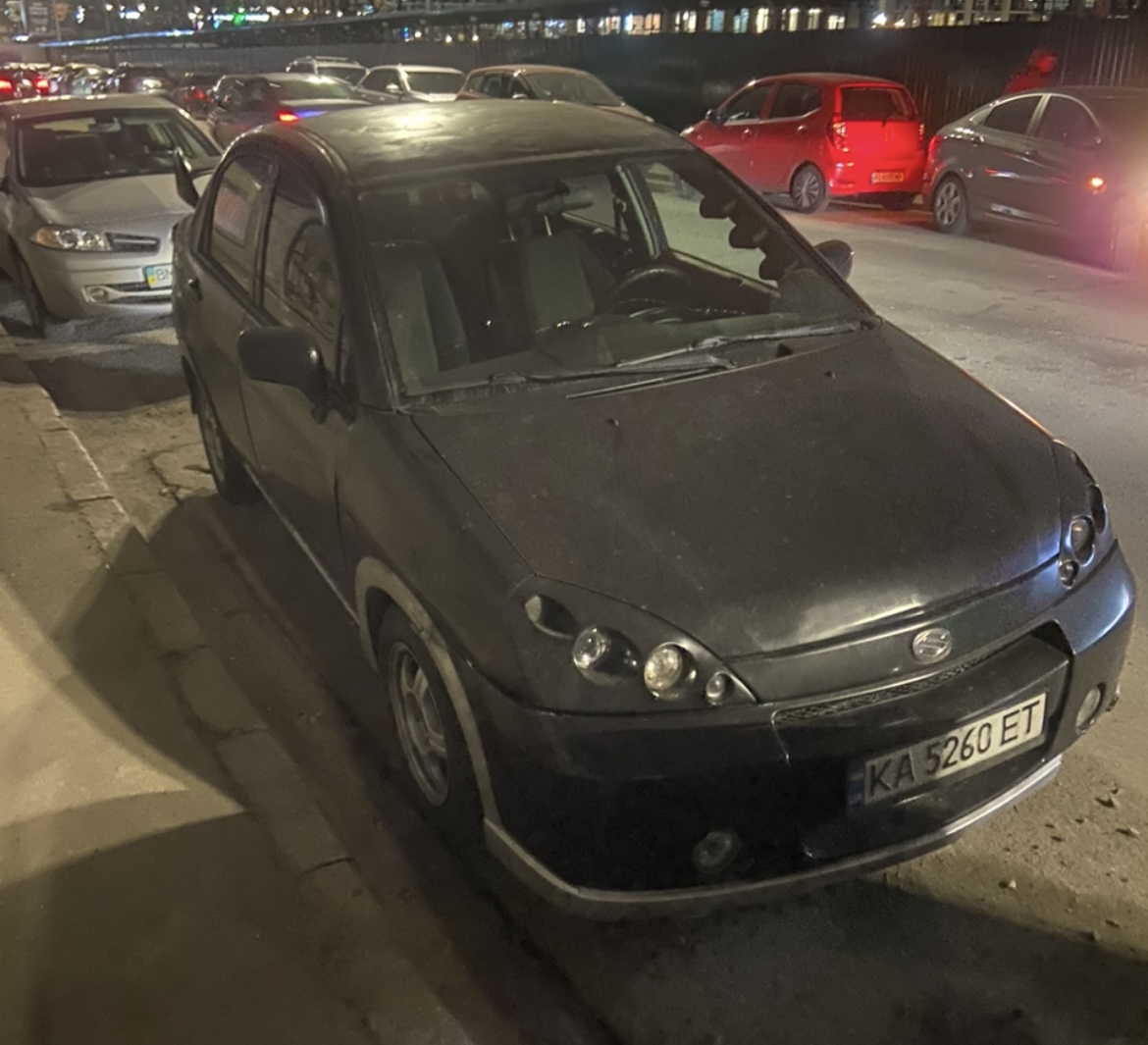 KA 5260 ET, Suzuki Aerio 1st gen Sedan (RH), 2001–2007