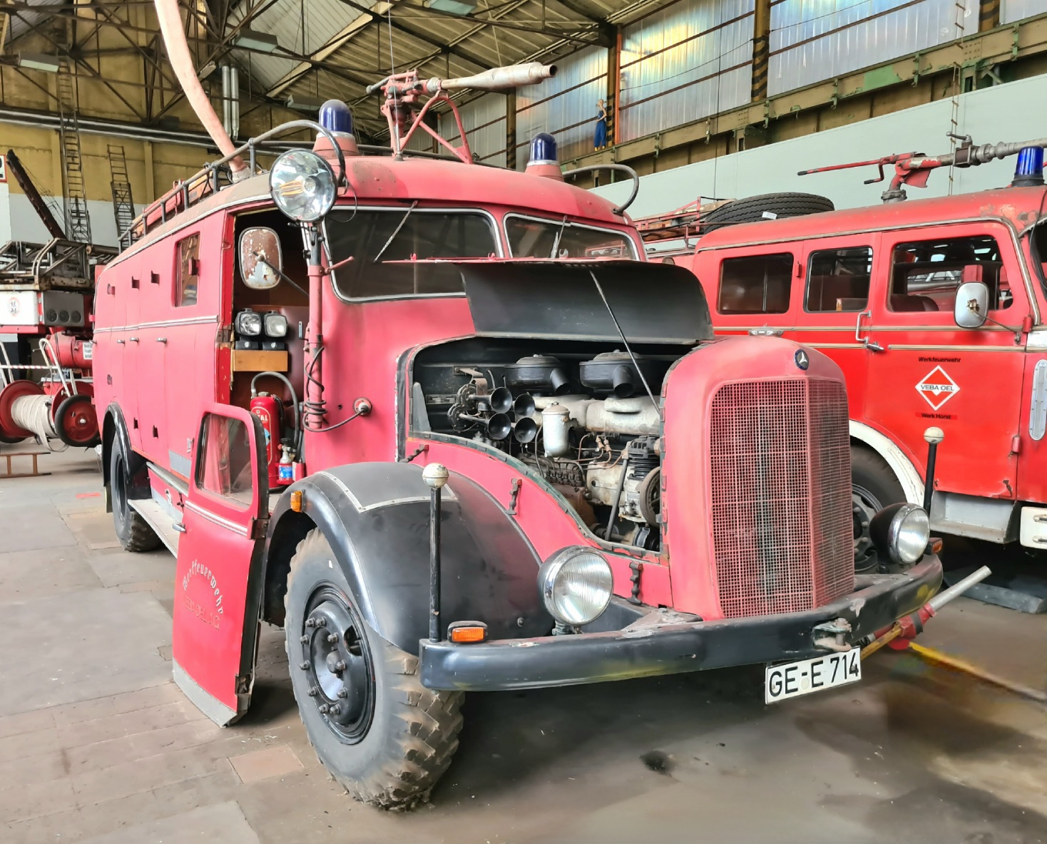 GE E 714, Mercedes-Benz L/LA-Series Trucks 