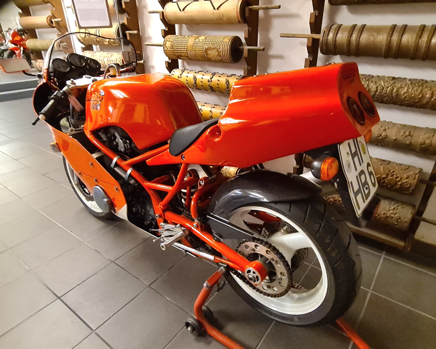 HI HB 6, Regular plates 