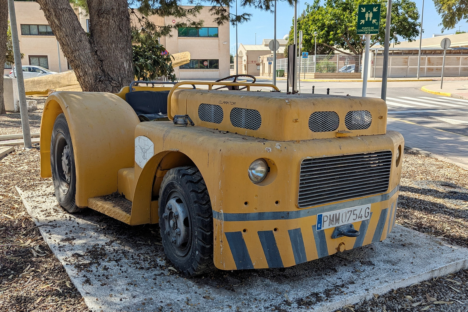 PMM 0754 G, Official and military plates 